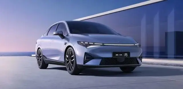 新能源汽車如何駛向快車道：車險的短痛與機遇
