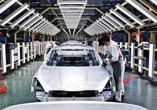 新能源汽車發展再登“兩會” 北汽藍谷轉型正當時
